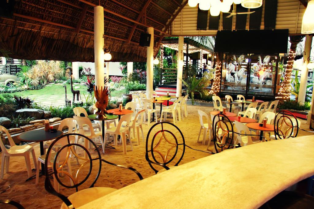 Java Hotel Laoag Exterior foto
